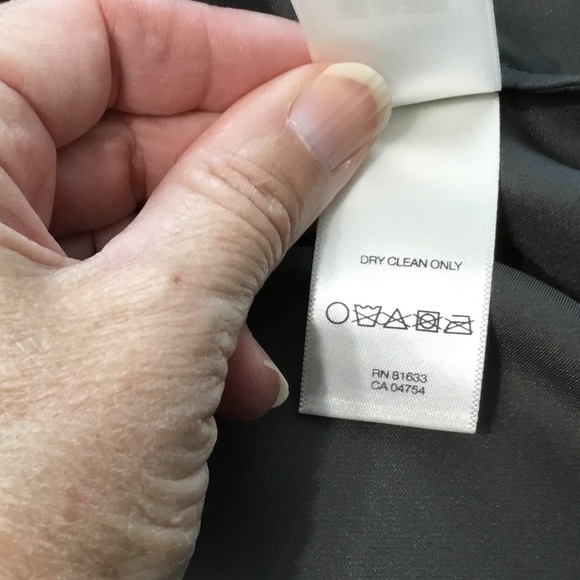 Kenneth Cole Chiffon/Satiny Blouse 🎖HP🎖 - Picture 12 of 14